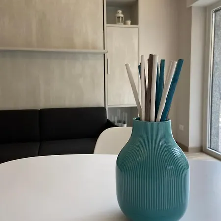 Lovingstresa In The Heart Of The Town * Stresa