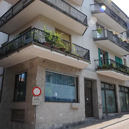 Lovingstresa In The Heart Of The Town Appartamento *