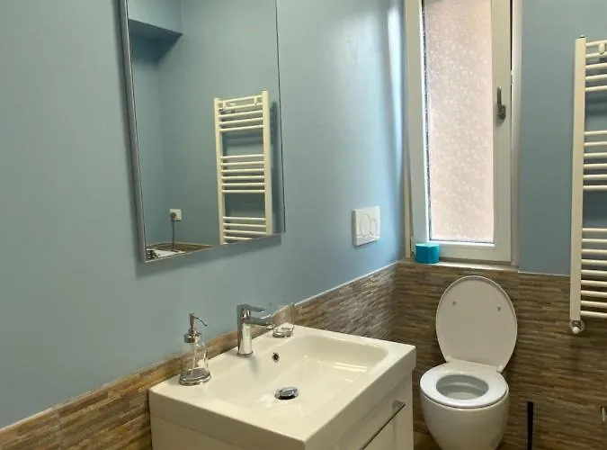 Lovingstresa In The Heart Of The Town 아파트 *